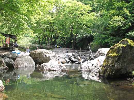 あしがくぼ渓谷国際釣場